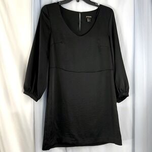 H&M black satin long sleeve v-neck shift dress size 6